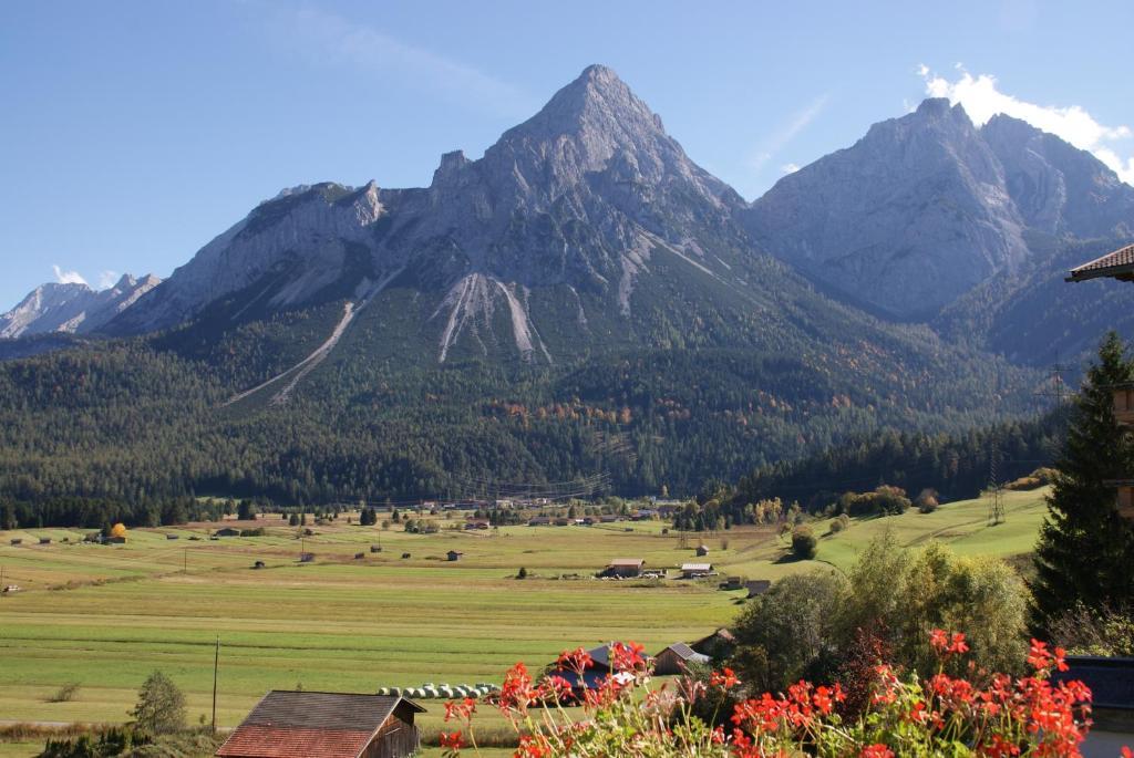 Alpin-Sportiv Apartman Lermoos Szoba fotó