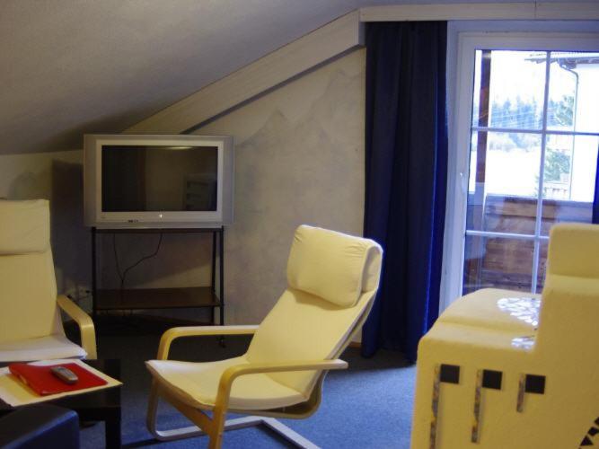 Alpin-Sportiv Apartman Lermoos Kültér fotó