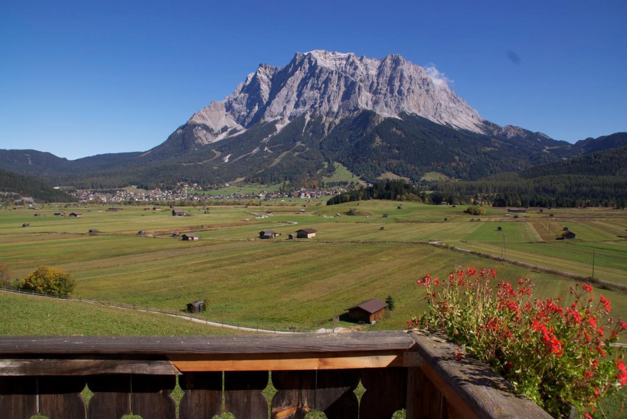 Alpin-Sportiv Apartman Lermoos Szoba fotó